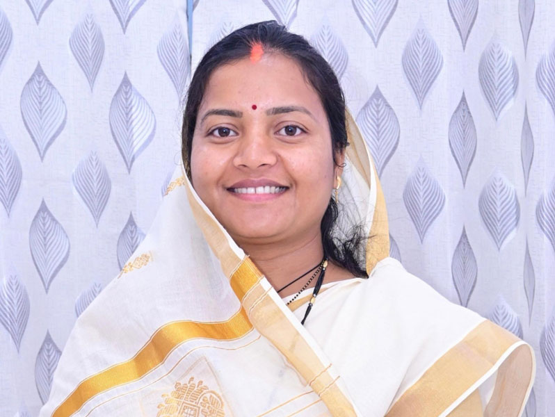 रंगों में घुले प्रेम और सौहार्द का त्योहार है होली : मंत्री लक्ष्मी राजवाड़े ने दी होली की शुभकामनाएँ