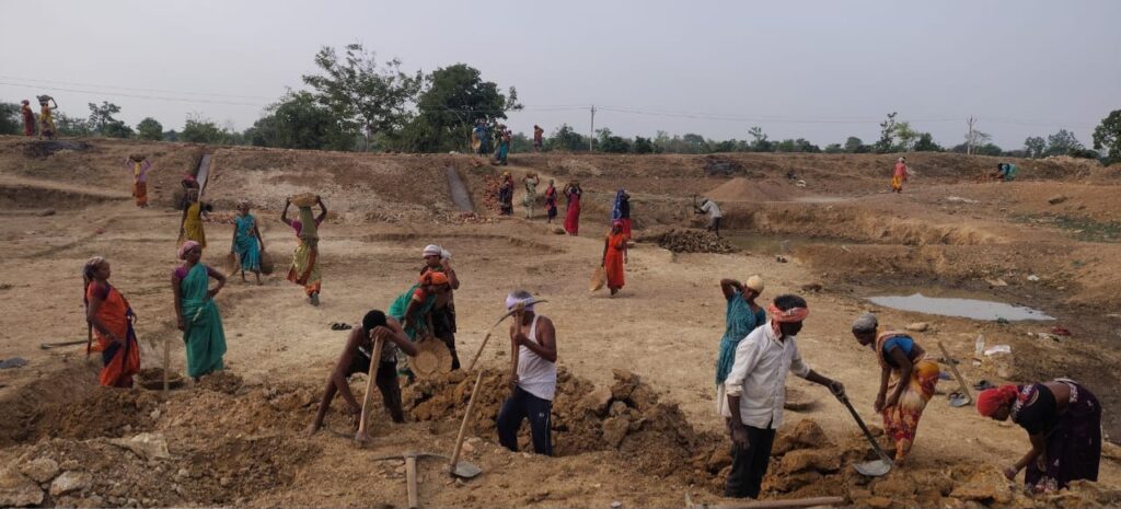मोहला-मानपुर-अंबागढ़ चौकी में जल संरक्षण बना जनआंदोलन