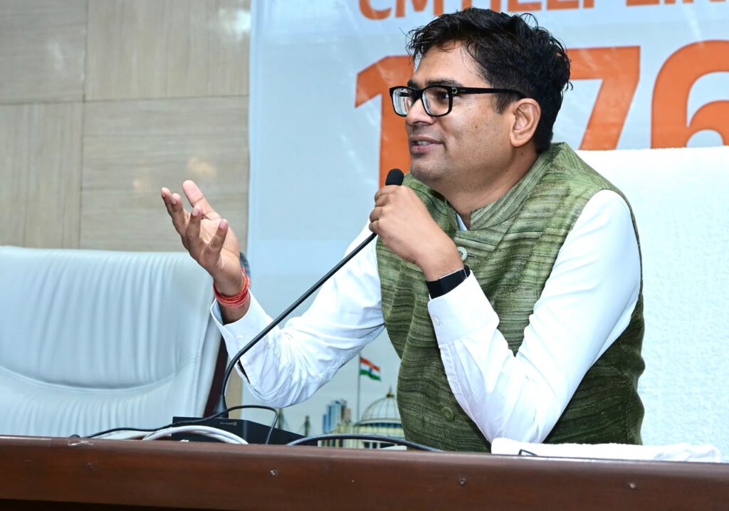 आवास एवं पर्यावरण मंत्री ओपी चौधरी ने विभिन्न आवासीय कॉलोनियों के प्रतिनिधियों के साथ की बैठक