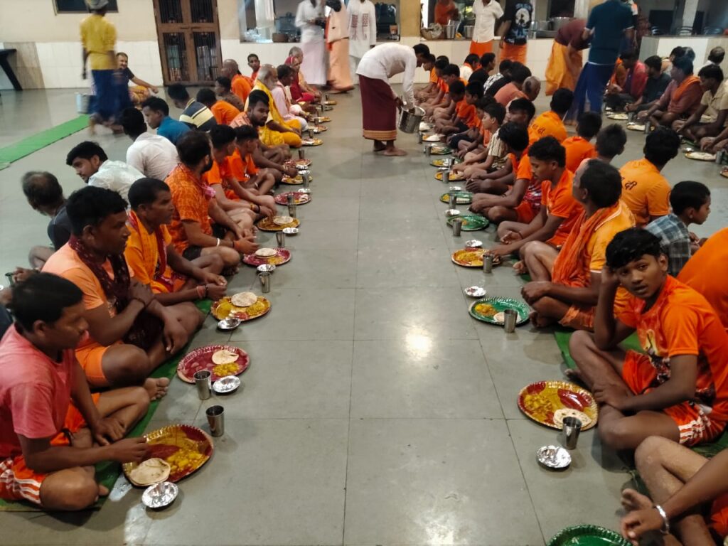 उप मुख्यमंत्री विजय शर्मा की पहल पर कावड़ यात्रियों के लिए निःशुल्क भोजन, विश्राम और सेवा की व्यवस्था
