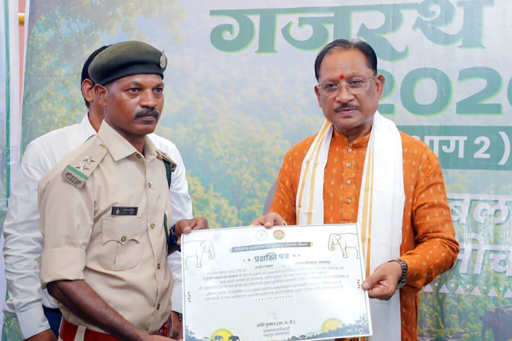 मानव-हाथी सह-अस्तित्व की दिशा में जशपुर की अभिनव पहल ‘गजरथ यात्रा’ को मिली नई पहचान