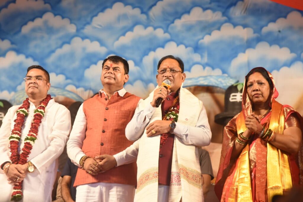 छत्तीसगढ़ के कण-कण में विराजमान हैं देवाधिदेव महादेव, प्रदेश की समृद्ध आध्यात्मिक परंपरा हमारी अमूल्य धरोहर – मुख्यमंत्री साय
