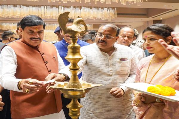मध्‍यप्रदेश में पर्यटन सुविधाओं और आर्थिक गतिविधियों का तेजी से हो रहा है विस्तार : मुख्यमंत्री डॉ. यादव